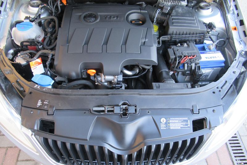 Škoda Fabia 1.6 TDI KLIMA - fotka 17 z 18
