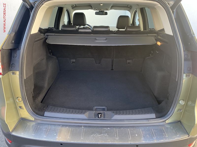 Ford Kuga (2013) 2.0 TDCI 4x4, AT, kůže - fotka 7 z 17