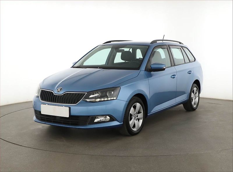Škoda Fabia (2015) Ambition 1.2 TSI, Tempomat - fotka 2 z 12