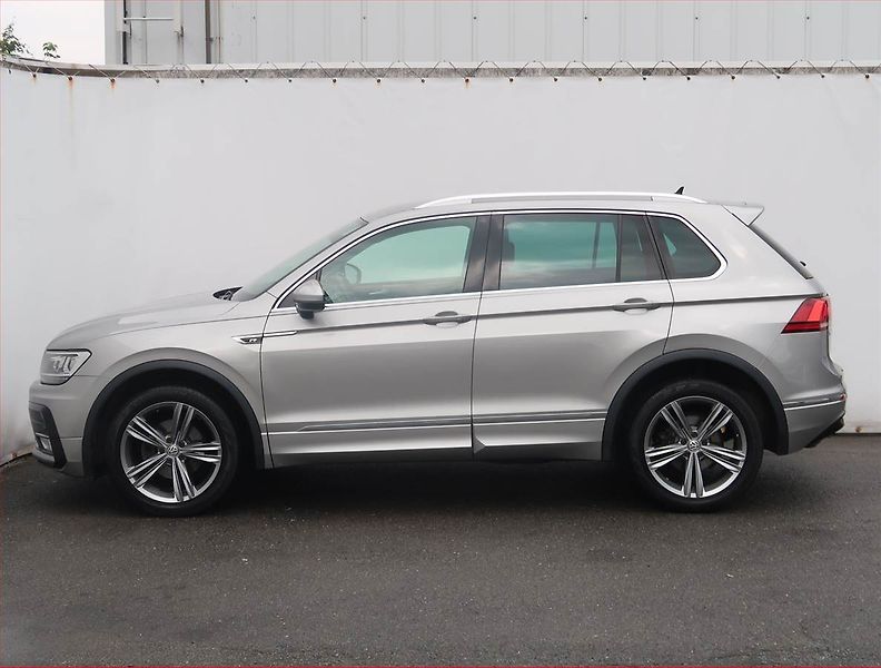 Volkswagen Tiguan (2017) R-Line 2.0 TDI, R-line,138TKM - fotka 3 z 23