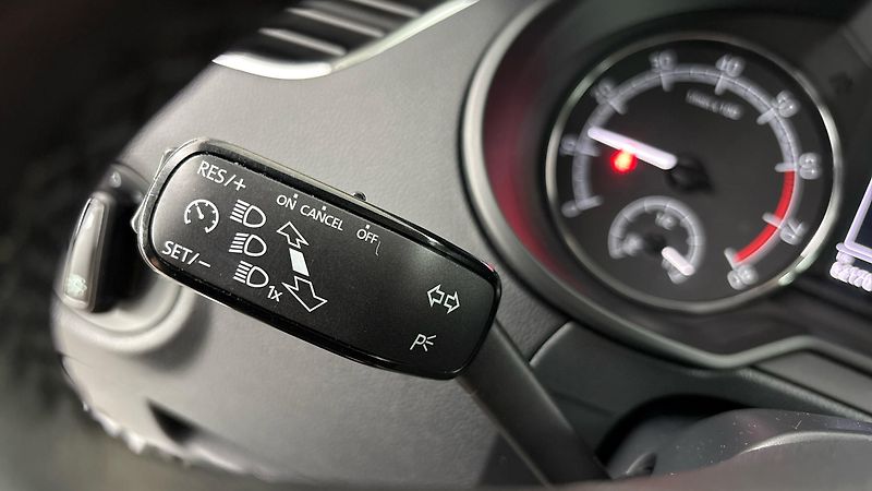 Škoda Octavia 1.5 TSI G-Tec DSG Ambition Com - fotka 14 z 22