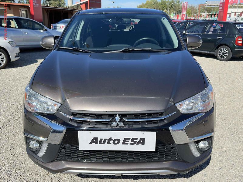 Mitsubishi ASX (2018) 1.6MIVEC, 2.maj,ČR, Xenon - fotka 2 z 20