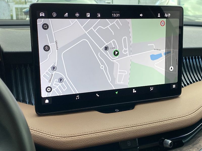 Škoda Superb (2024) Combi 2.0 TDI 4x4 DSG L&K - fotka 11 z 39