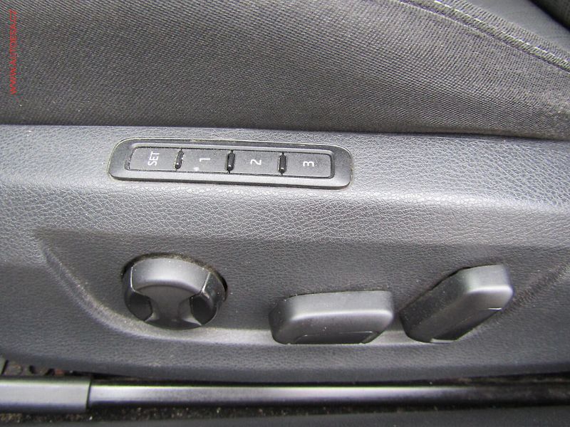 Škoda Superb (2018) 2.0 TDi, ČR, DSG, bixenon - fotka 18 z 18