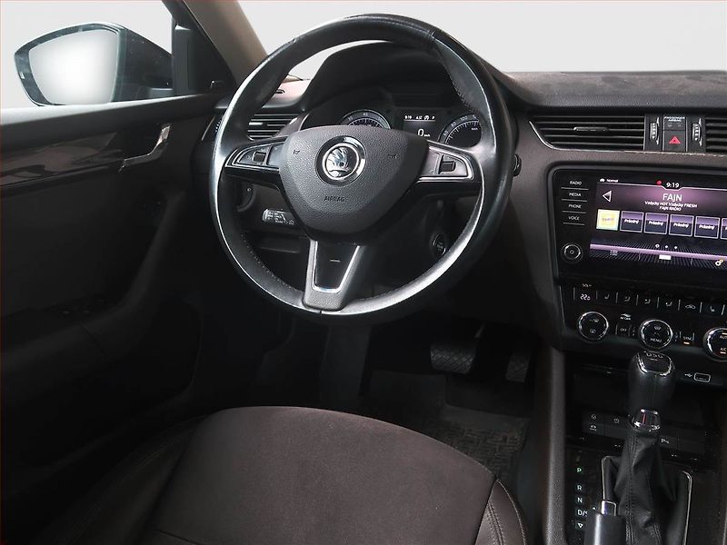 Škoda Octavia (2018) Laurin&Klement 1.8 TSI - fotka 7 z 18