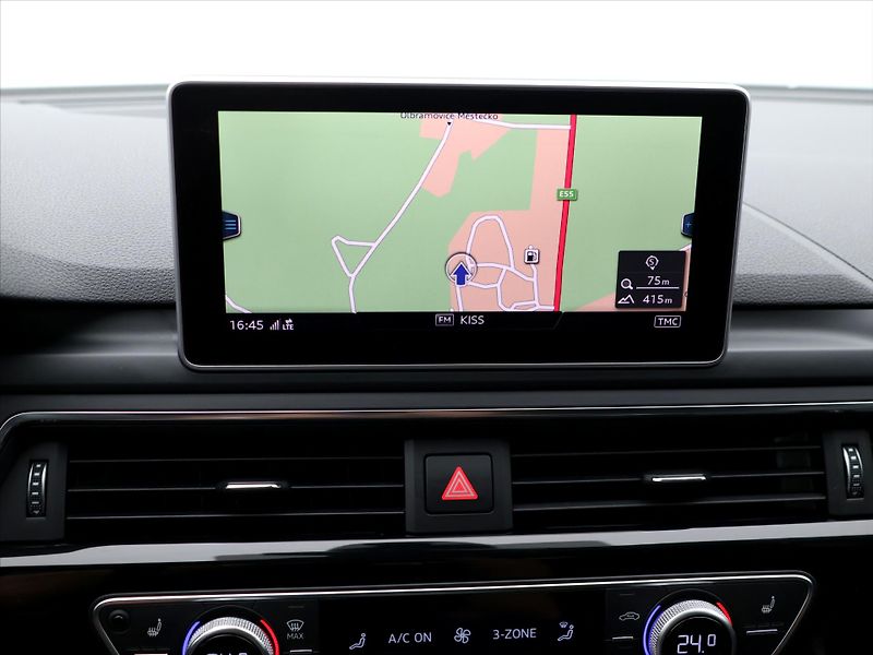 Audi A4 3,0 TDI 200kW quattro Navi - fotka 23 z 36