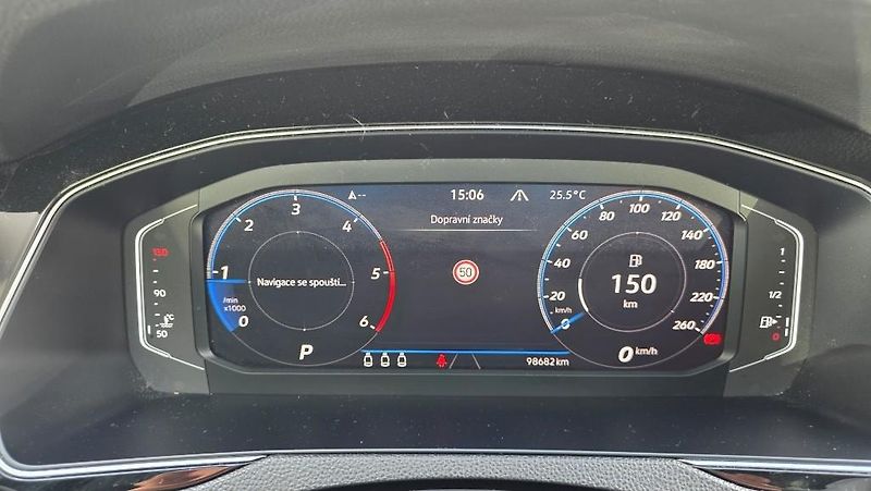 Volkswagen Passat (2023) Alltrack 2.0 TDI 147kW DSG - fotka 22 z 41