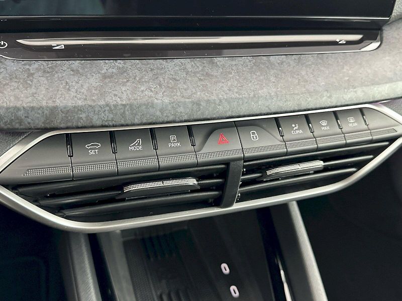 Škoda Octavia (2025) Combi DSG 2.0TDI 110kW Exclusi - fotka 27 z 39