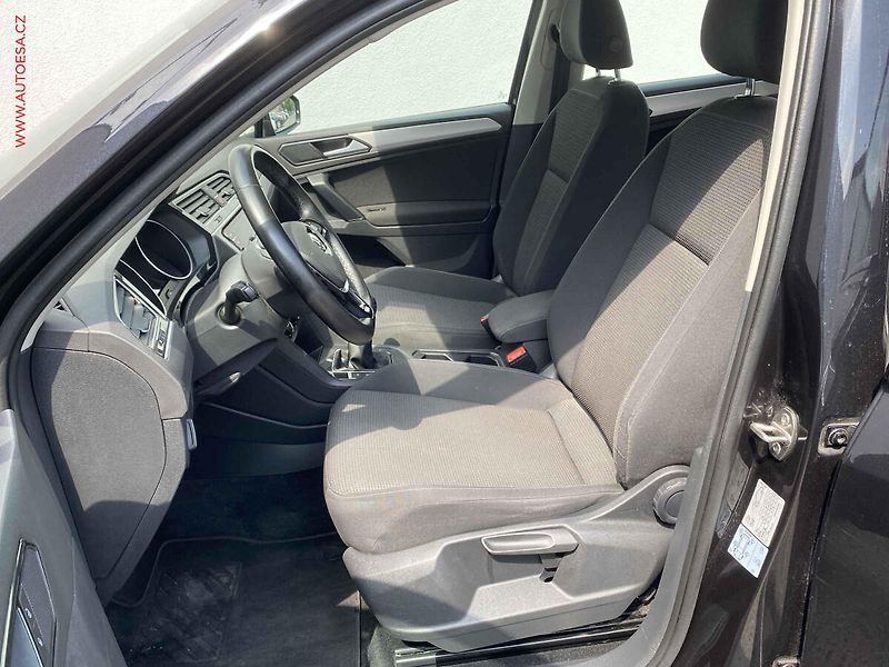 Volkswagen Tiguan (2018) 1.4 TSi, Trendline, LED, navi - fotka 9 z 17