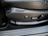DS Automobiles DS7 Crossback 1,6 Louvre PHEV,4x4,kůže,LED - náhled 29