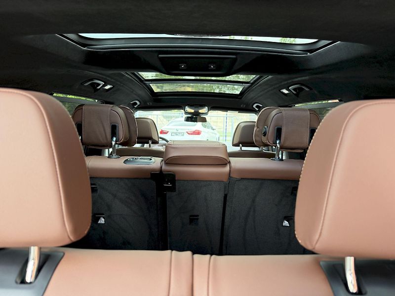 BMW X7 xDrive40d M-PRO Indiv. FULL - fotka 25 z 56