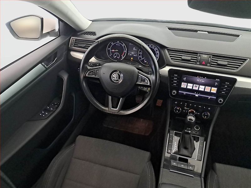 Škoda Superb (2017) Style 2.0 TDI, Automat - fotka 7 z 17
