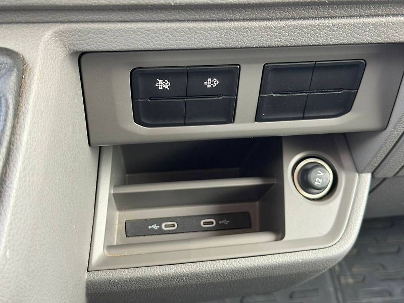 Volkswagen Crafter L3H3 2.0 TDI 103 kW 6° MP - fotka 8 z 28