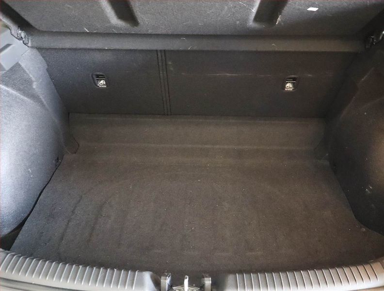 Hyundai i30 (2022) 1.5 DPI, ČR,1.maj, Serv.kniha - fotka 14 z 21