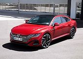 Střední třída: 3. VW Arteon - 933 kusů