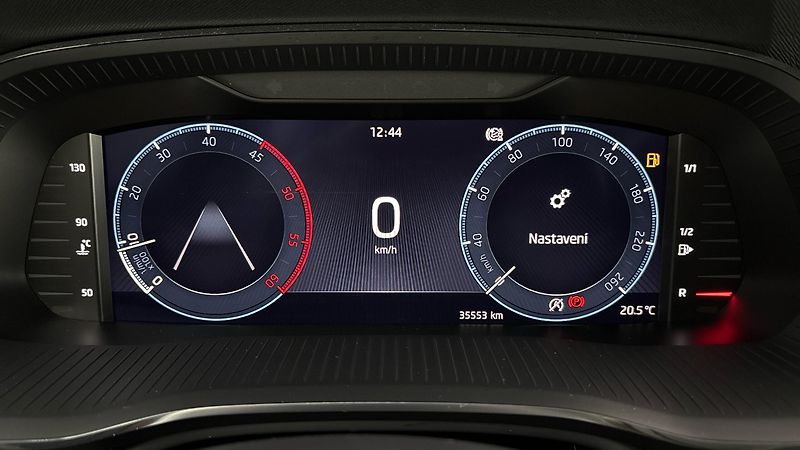 Škoda Octavia 2.0 TDI Ambition Combi - fotka 10 z 23