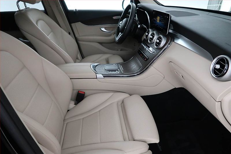 Mercedes-Benz GLC (2021) 220 d - fotka 9 z 25