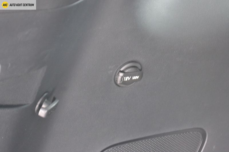 Hyundai Santa Fe 1.6T-GDI PHEV 4WD CALLIGRAPHY - fotka 30 z 73