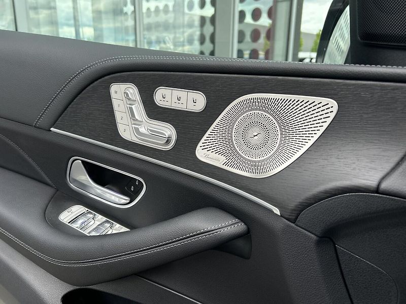 Mercedes-Benz GLS 450d 4MATIC AMG AIRMATIC ZÁRUK - fotka 21 z 40