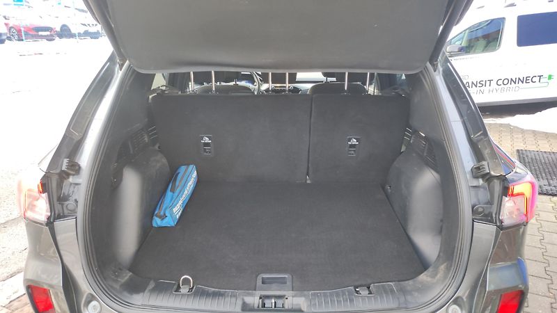 Ford Kuga (2022) 1,5 EBlue 88kWTitanium,Aut.8st - fotka 27 z 32