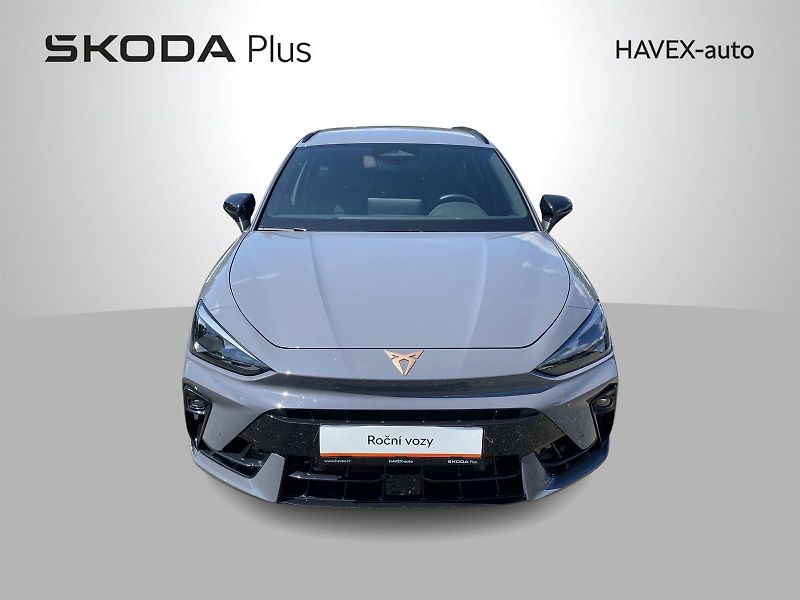Cupra Leon (2025) SP VZ 2.0 TSI 333k DSG 4WD - fotka 4 z 40