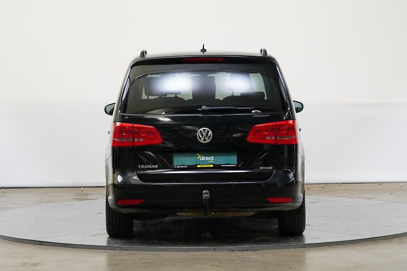 Volkswagen Touran - fotka 6 z 24