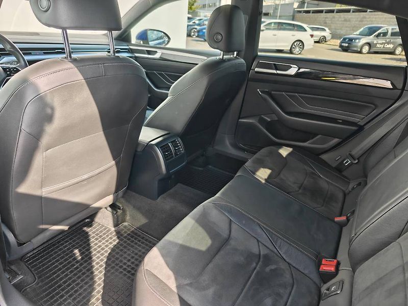 Volkswagen Arteon R-Line 6G 2,0TDI - fotka 7 z 23