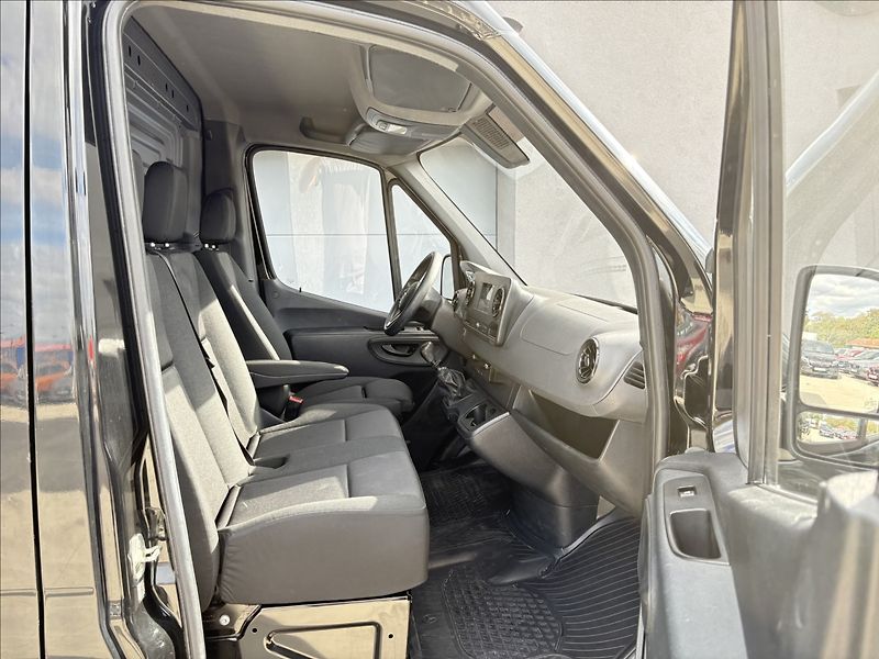 Mercedes-Benz Sprinter 2,0 CDI L2H2 CZ 1. MAJ DPH - fotka 19 z 22