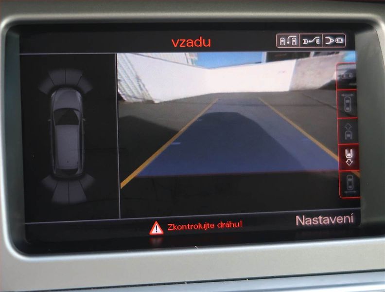 Audi Q7 (2014) S-Line 3.0 TDI, 4X4, Automat - fotka 21 z 27