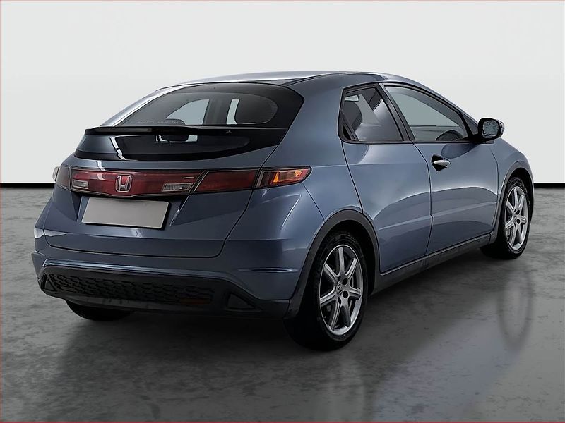 Honda Civic (2008) 1.4 i-DSI, v dobrém stavu - fotka 5 z 16
