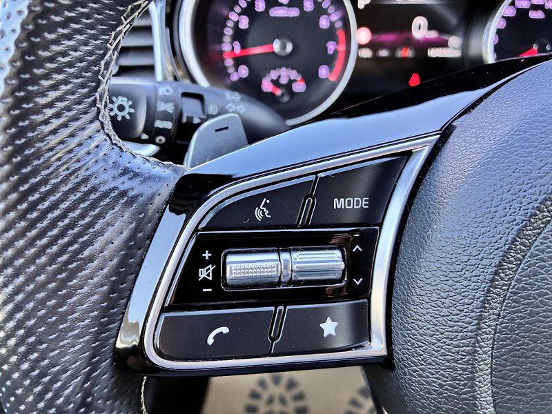 Kia Ceed 1.5T-GDi 118kW GT LINE AUTOMAT - fotka 28 z 38