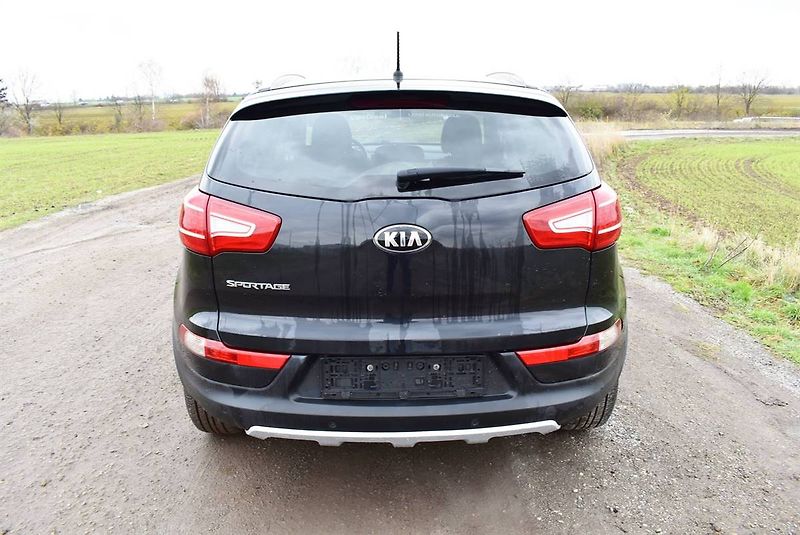 Kia Sportage 1,6 16V 1.M, PDC,KAMERA,AKCE - fotka 4 z 19