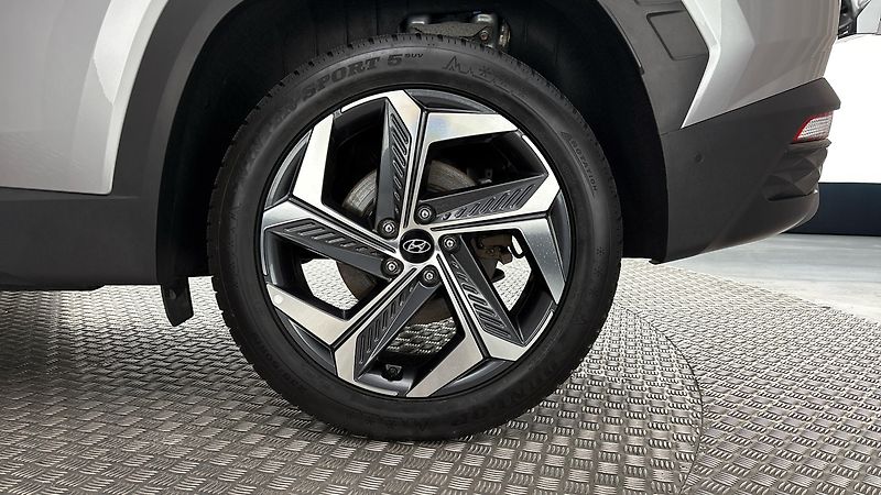 Hyundai Tucson 1.6 T-GDI AUT 4x4 Hybrid Style - fotka 19 z 31