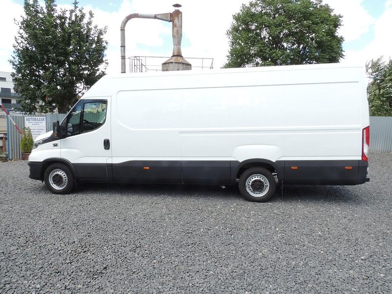 Iveco Daily (2021) 2.3D,35S16,115kw,Maxi,ČR,1maj. - fotka 6 z 31