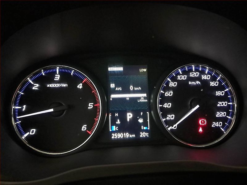 Mitsubishi Outlander (2015) 2.2 DI-D, 4X4, Automat - fotka 10 z 18