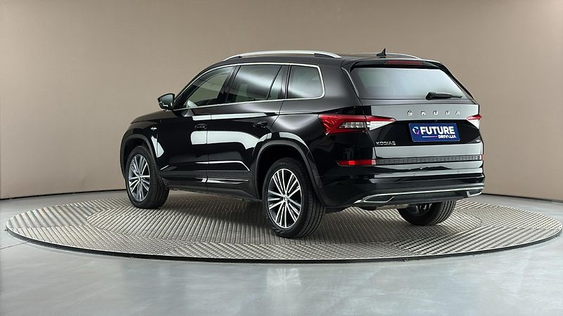 Škoda Kodiaq 2.0 TDI DSG 4x4 L&K - fotka 2 z 33