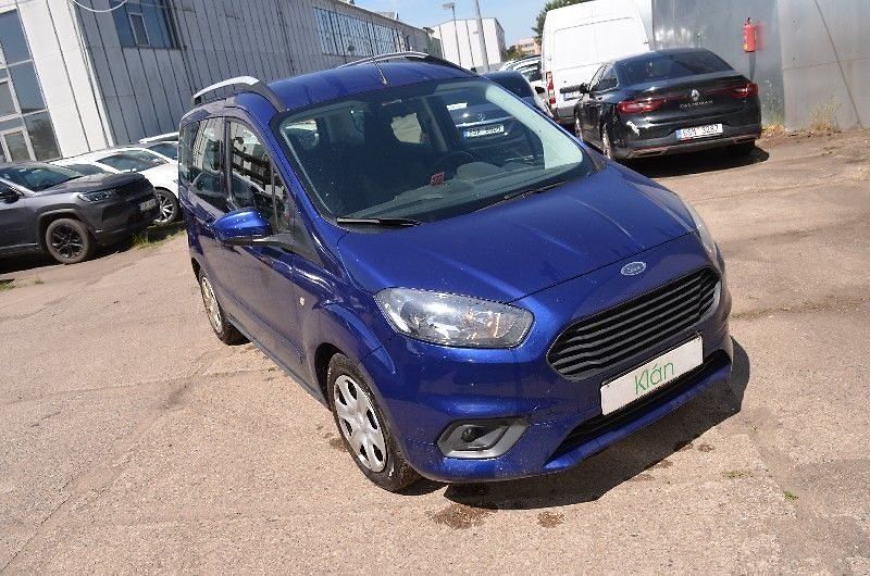 Ford Tourneo COURIER - fotka 1 z 20