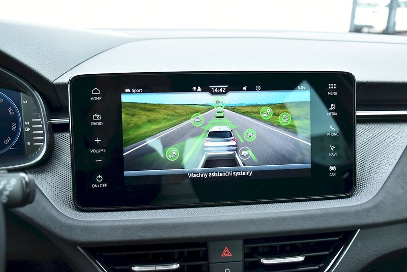 Škoda Kamiq (2026) Top Selection 1.0 TSI 85kW DSG - fotka 17 z 35