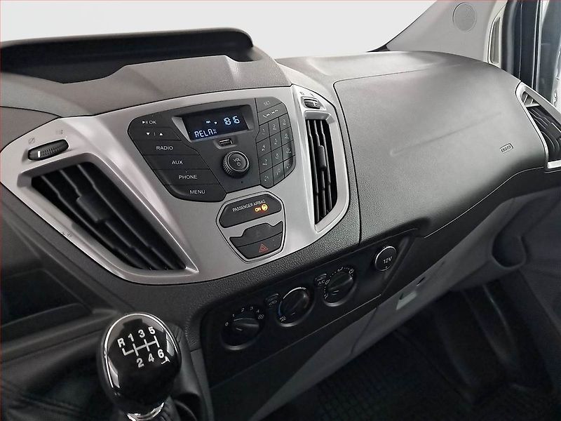 Ford Transit Custom (2016) 2.0 EcoBlue, Bus, 8Míst, ČR - fotka 12 z 15