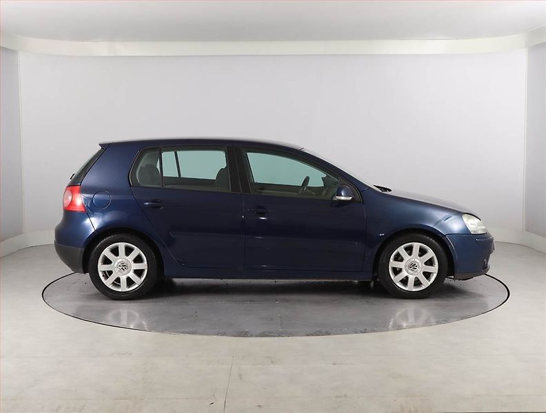 Volkswagen Golf (2005) Sport 2.0 TDI, Serv.kniha - fotka 6 z 15