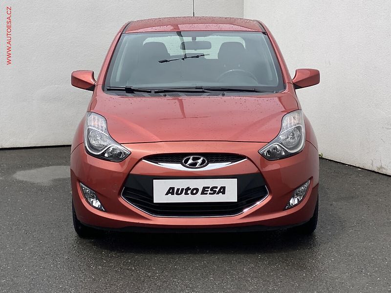 Hyundai ix20 (2012) 1.4i, ČR, Klima - fotka 2 z 16