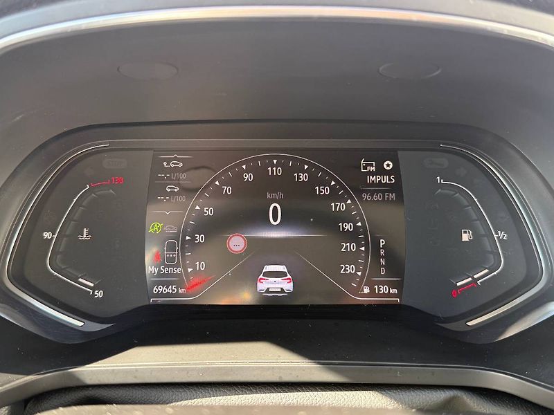 Renault Captur (2022) 1.3 TCe 103 kW Intens EDC - fotka 11 z 25