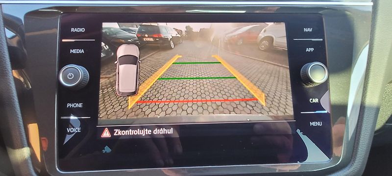 Volkswagen Tiguan (2018) 1,4TSi 110kW DSG 4×4 Highline  - fotka 24 z 49