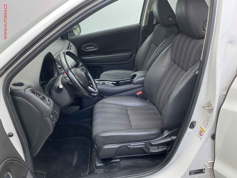 Honda HR-V (2016) 1.5i-VTEC, Executive, AT - fotka 9 z 17