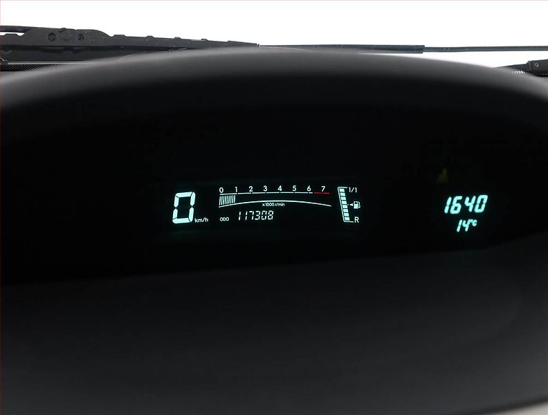 Toyota Yaris (2009) 1.3, Serv.kniha - fotka 8 z 15