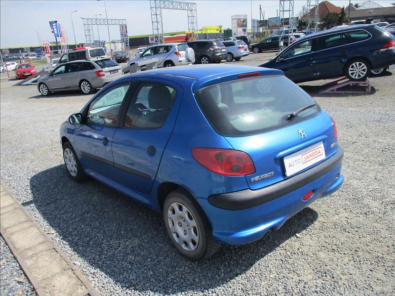 Peugeot 206 1,4 HDi, klimatizace, - fotka 6 z 20