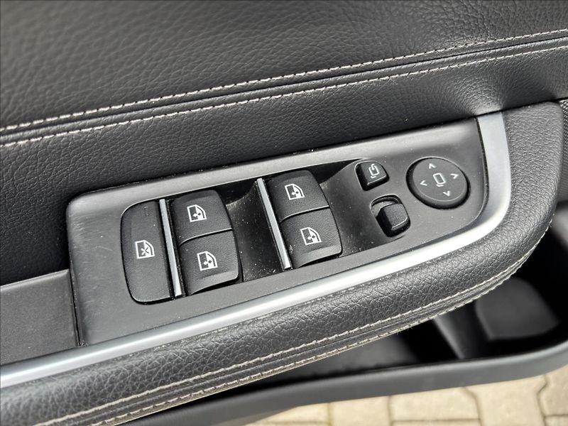 BMW Řada 6 3,0 GT xDrive 245kW DPH - fotka 30 z 57