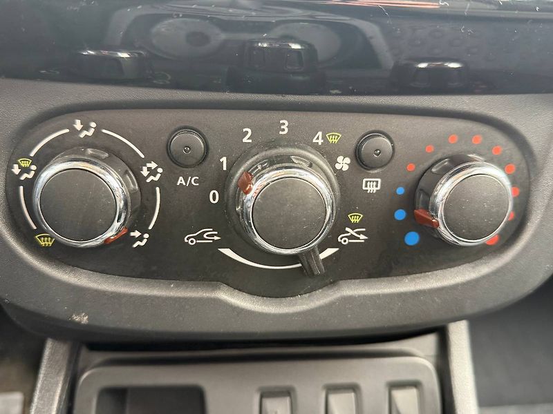 Dacia Duster (2016) 1.6 SCe 84 kW Exception - fotka 14 z 20