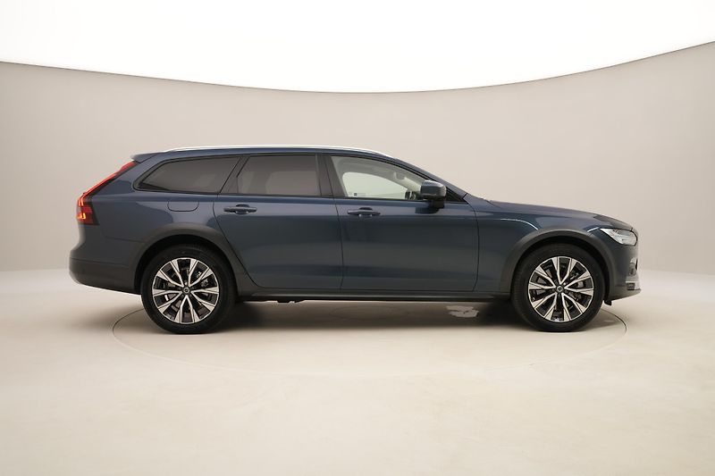 Volvo V90 CC B6 AWD BRIGHT PLUS AUT CZ - fotka 14 z 63