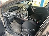 Peugeot 2008 (2016) 1.2 PT, ČR, autoAC - náhled 2